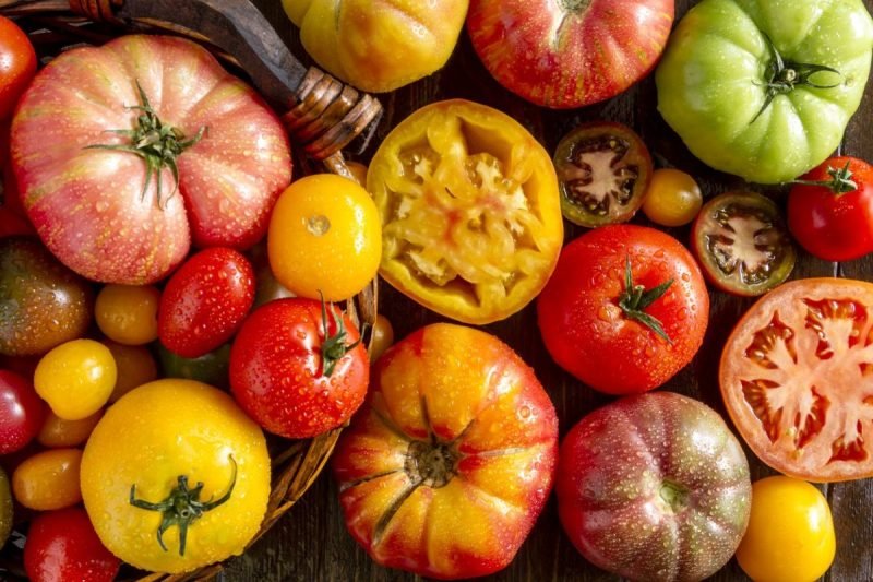 heirloom tomatoes have rich taste so they are used for fresh salsa.