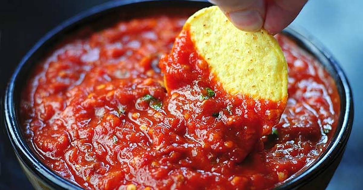 tomato salsa from fresh tomatoes.
